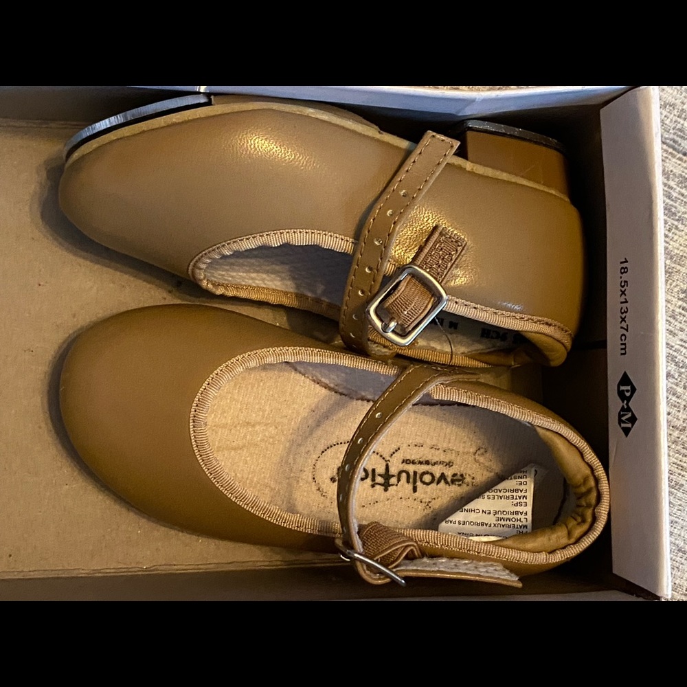 Revolution tan tap shoes